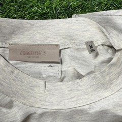 Fear of God Essentials T-Shirt SS22 Light Oatmeal – 100% Authentic (XS-XL)