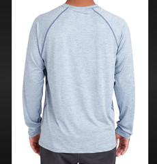 Body Glove LONG-SLEEVED RAGLAN UPF 50+ T-SHIRT – Size Medium
