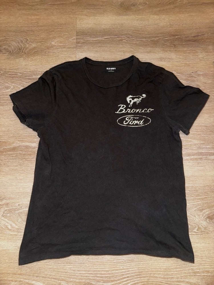 Old Navy Ford Bronco ‘One Wild Horse’ Graphic T-Shirt