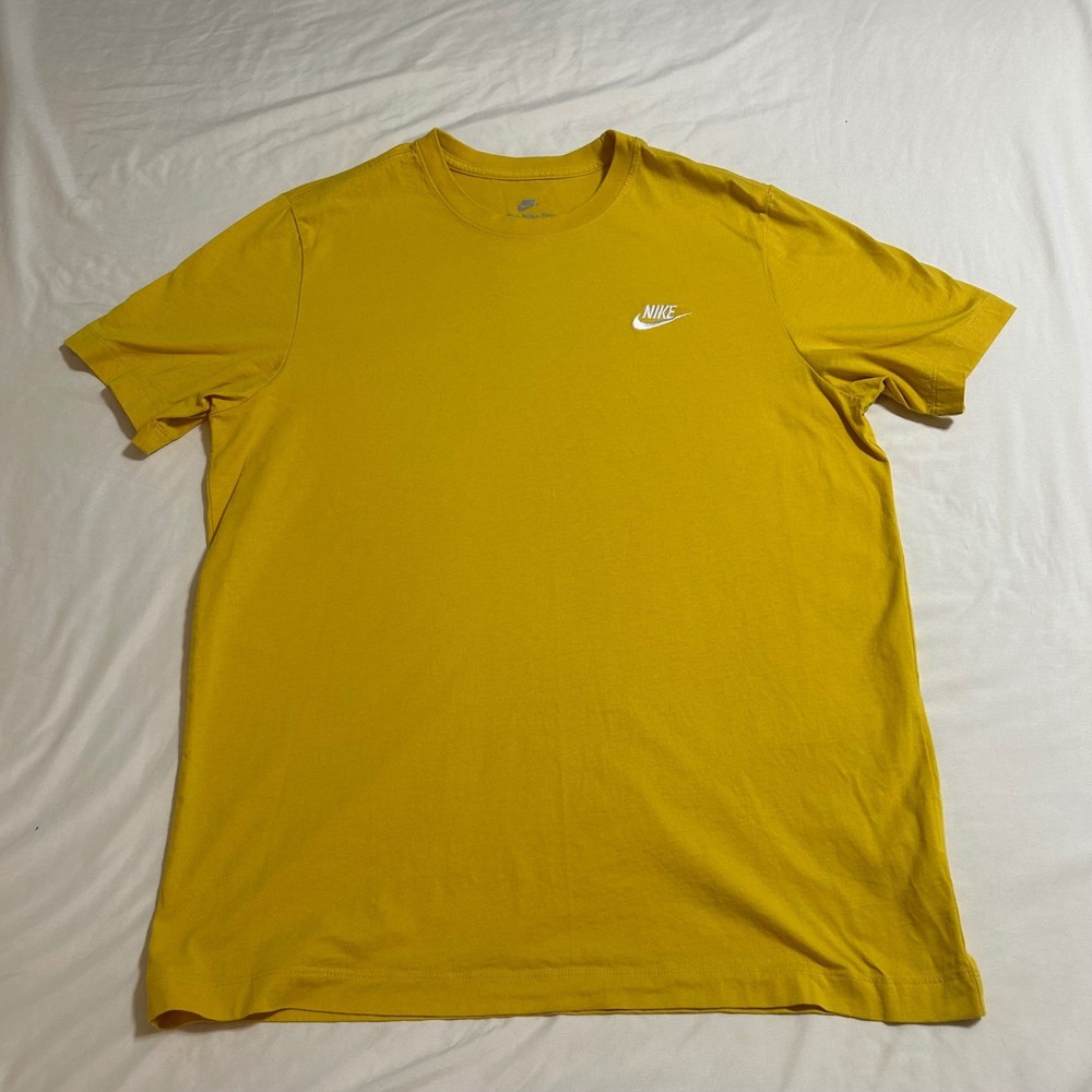 Nike Mens Short Sleeve Embroidered Swoosh Logo Tee Yellow Large AR4997-709