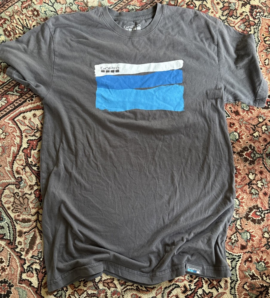 GoPro gray t-shirt blue graphic and logo size small made in usa good condition