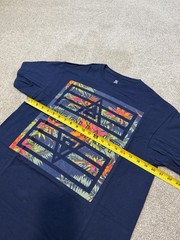 RETROFIT & ASPHALT Men’s T-Shirt Pocket-Casual Size L Floral Hawaiian Vacation