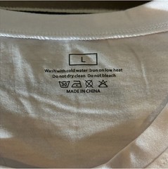 Men’s White Beach Graphic Print Crew Neck Sleeveless T-Shirt Size L