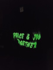 Vintage 80s Single Stitch Peace And Joy Together Glow In The Dark Rare T Size XL