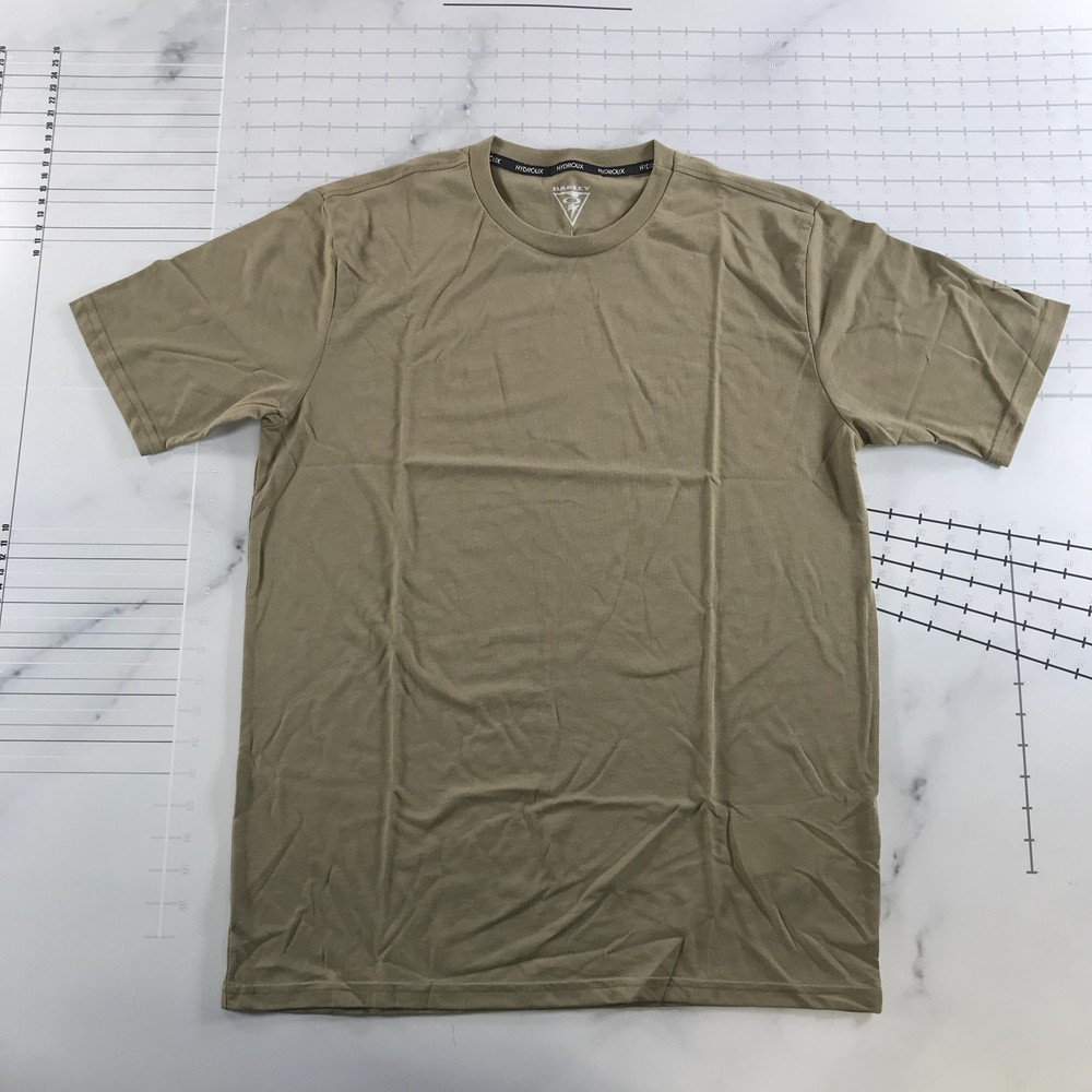 Oakley Shirt Mens Large Beige Hydrolix Classic Performance Short Sleeve Tee