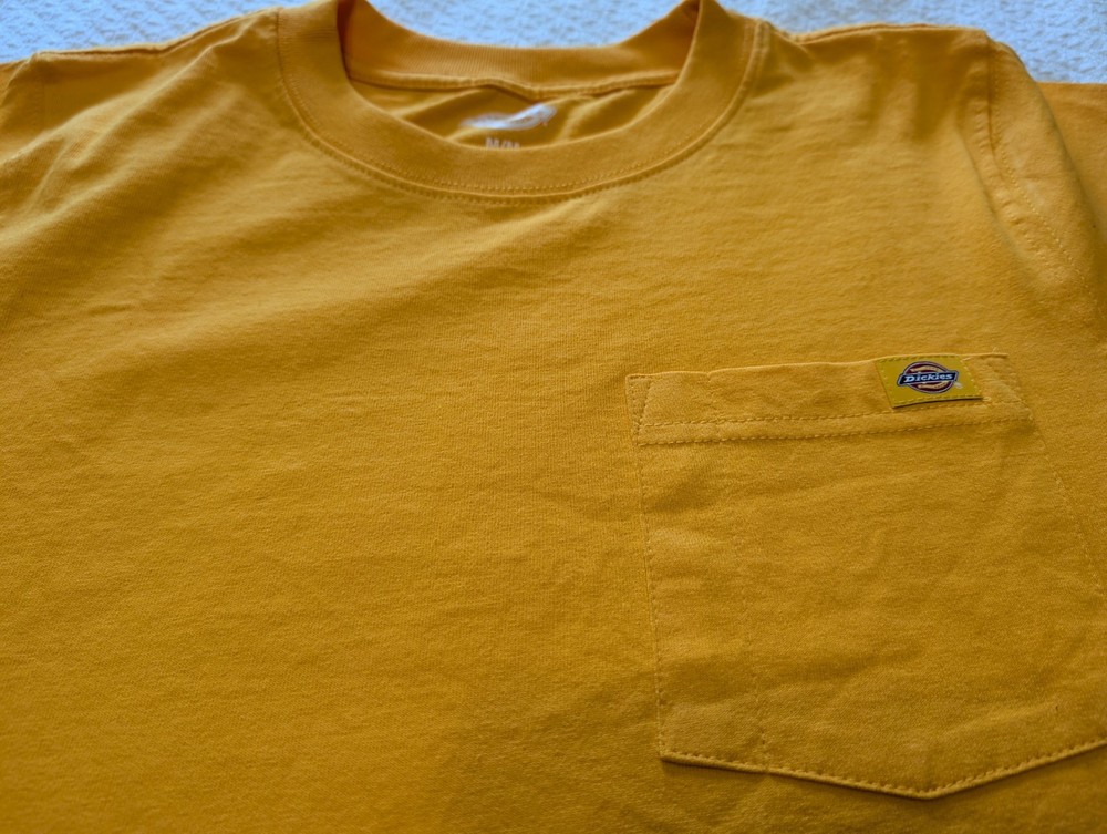 Dickies Men’s Yellow Work T-shirt Size Medium