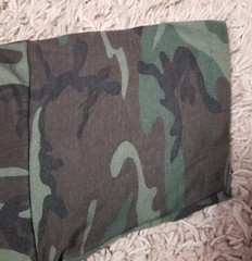 Vtg Woodland Camouflage Pocket T-Shirt Army Military Single Stitch 80s 90s USA L