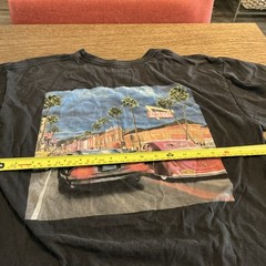 In N Out Shirt Mens Large Black California Double Sided Casual Outdoors Food