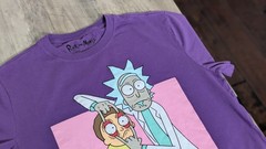 Rick and Morty Adult Swim Men’s Crew Neck Short Sleeve Shirt Size Small Purple