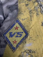 Valelives men’s medium yellow/camo thermal worn twice
