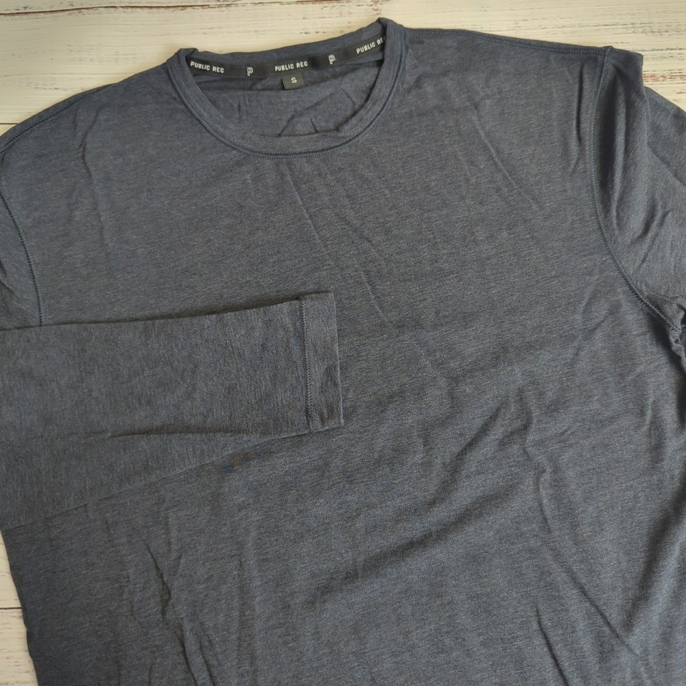 Public Rec Go To Long Sleeve Shirt Blue Heather Navy Pullover Men’s Size Small