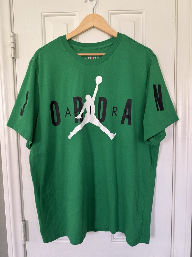 Air Jordan Tee Size XXL