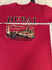 Dubshi Dubai UAE Souvenir T-Shirt Hot Pink XL Skyline Harbor Camels Graphic NWT