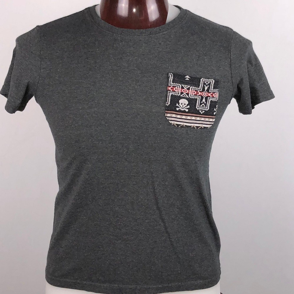 Beautiful Giant Garment T-Shirt Mens Gray Short Sleeve Skull Pocket S