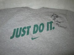 Nike Miami Basketball signed TShirt Men Size M Gray Fantastic 2 side graphic New