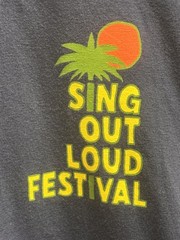 Sing Out Loud Festival 2025 Concert T-Shirt Band Tee Hozier L VanceJoy Beadoobee