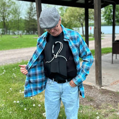 LVAD HeartMate 2 & 3 Men’s T-Shirt Crew Neck LVAD clothing, Medical Wear Black