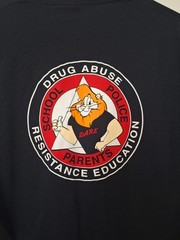 D.A.R.E. Lion Graphic Long Sleeve T-Shirt Unisex M Black