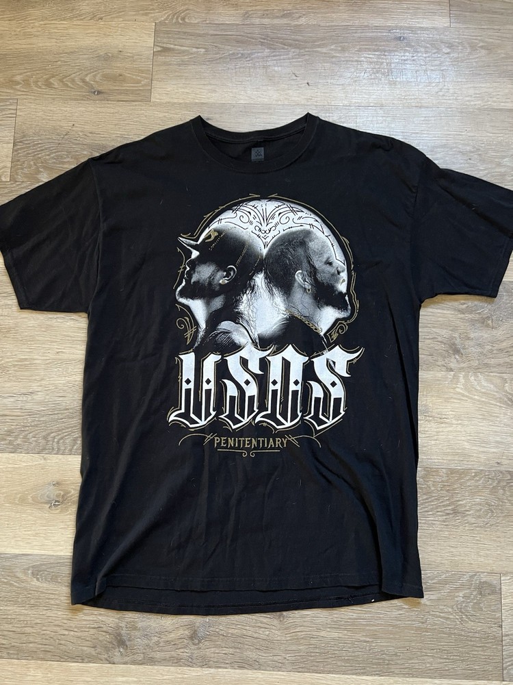 WWE The Usos Penitentiary t-shirt Men’s Size XL RARE
