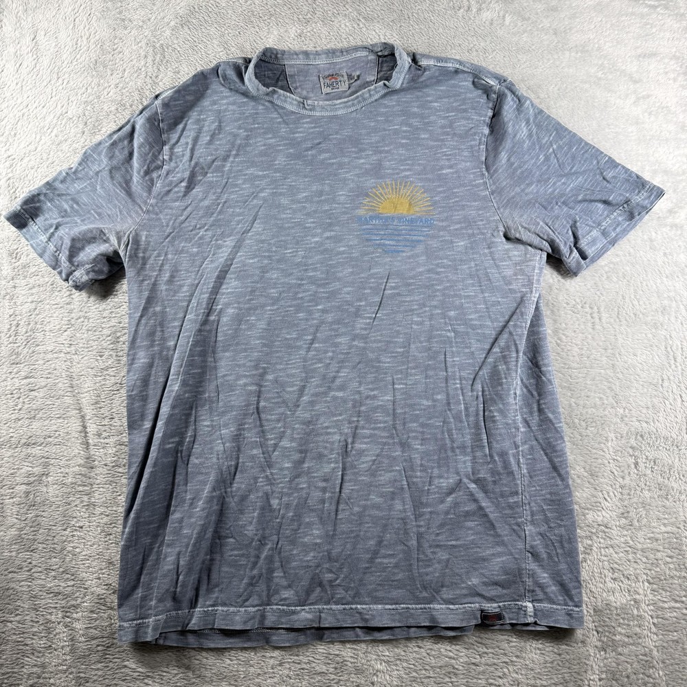 Faherty Shirt Mens Medium Blue Sunrise Graphic Crewneck Tee Casual Beach Outdoor
