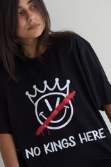 No Kings Here Registered TM Face Design Black Tee T-Shirt NWT XS S M L XL 2XL