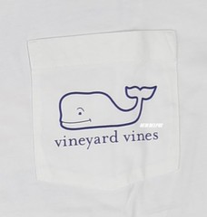 NWT Vineyard Vines Men Short Sleeve Pocket Crew Neck Tee T-Shirt “FLAG SAILS”