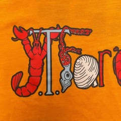 J.T. Farnham’s Famous Clams Essex Mass Staff Shirt Seafood Lobster Fish – Size L