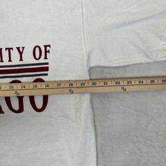 Vintage University Of Chicago T-Shirt Mens Small White College MV Sport Oversize
