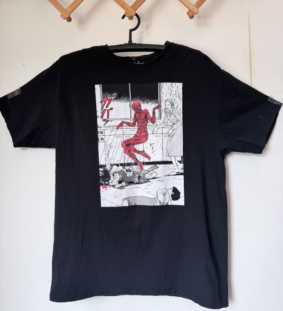 Junji Ito Collection Anime Crunchyroll T shirt Size L