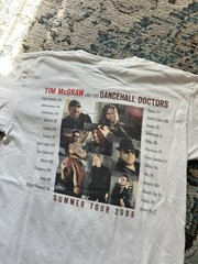 Vintage Tim McGraw 2005 Tour T Shirt Size Small