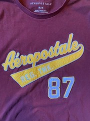Y2K Aeropostale Burgandy Patched T Shirt Men’s Medium