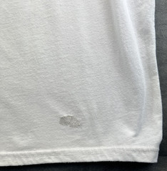 Way To Celebrate Halloween T-Shirt – Skull – Mens XL – White – Stained (5436)