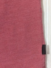 DH3 Men T-Shirt XL Heathered Maroon Red Modern Fit City scape scene no standing
