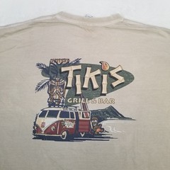 Tiki’s Grill & Bar Hawaiian T-Shirt Men’s Size XL Beige Short Sleeve Crew Neck