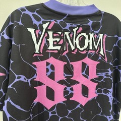 Marvel x Neff Venom Jersey Shirt Mens Medium NWT Graphic Black Purple Pink