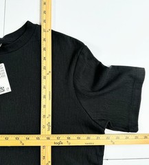H&M Men’s Medium Ribbed Knit Loose Fit Coupe Ample Solid Black T-Shirt NWT