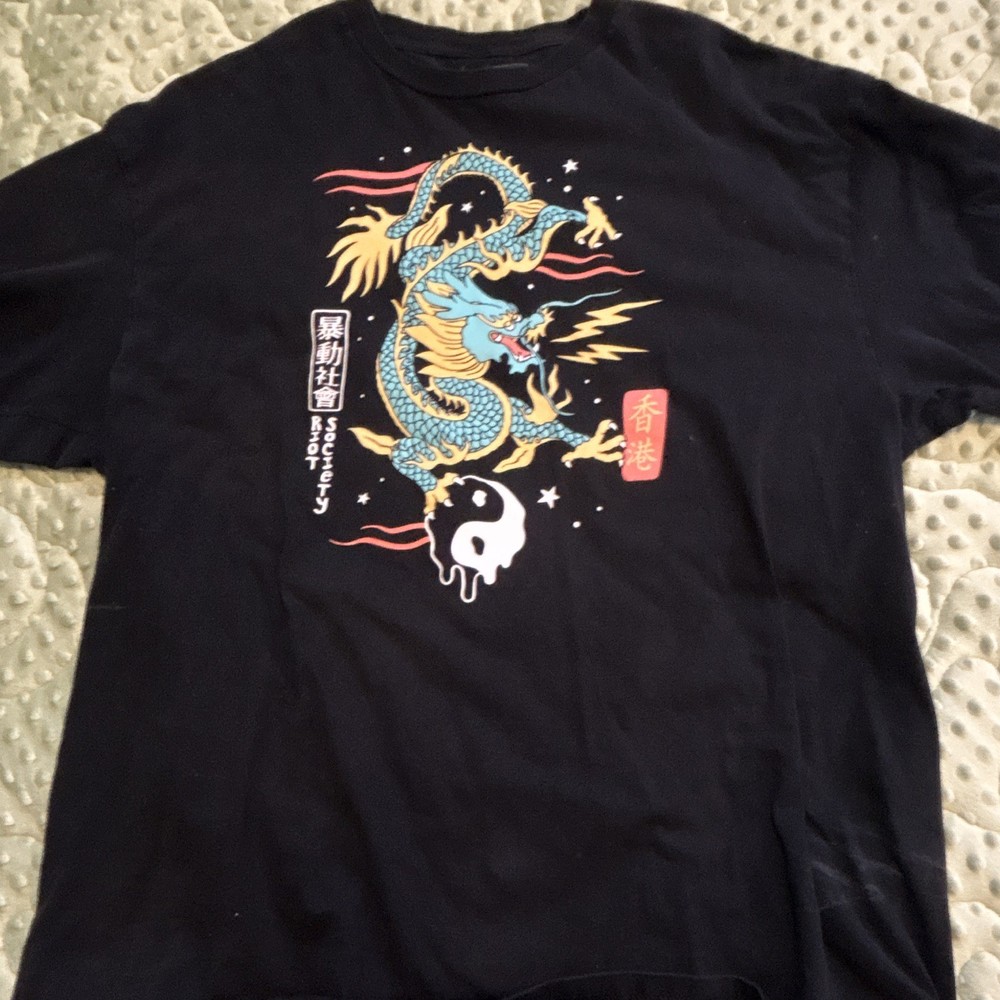Riot Society Men’s Black Cotton Knit Dragon Yin Yang Graphic Tee XXL