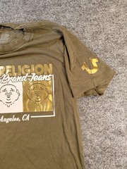 True Religion Metallic Gold Buddha Graphic T‑Shirt Olive Green Size M