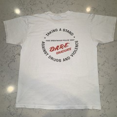Vintage 2000s DARE To Resist Drugs & Violence TEE Men’s L Awareness Y2K