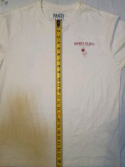NWT Mad Engine Broken Hearts Social Club Medium White Cotton Graphic Crew Neck