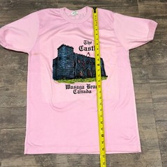 Vintage McLean Deluxe Graphic T Shirt Size XL The Castle Wasaga Beach, Canada