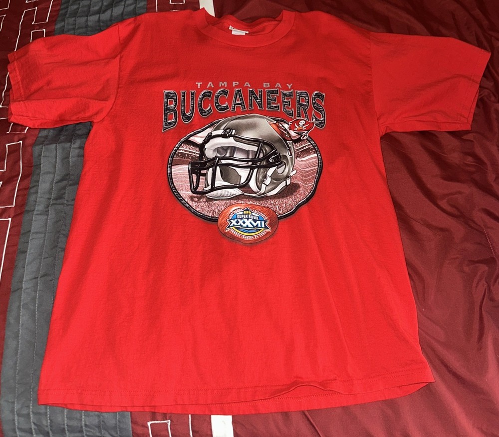 Vintage Tampa Bay Buccaneers NFL T-Shirt Men’s Large Red Lee Sport Y2K Cotton
