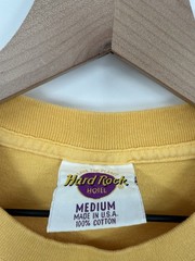 Vintage Hard Rock Cafe T-Shirt Men’s Medium Yellow Las Vegas Made In USA 90s Y2K