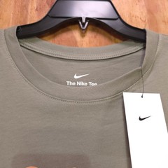 Nike T-shirt Mens Sage Green No Finish Line Tshirt Men’s Nike Large HJ3678-320
