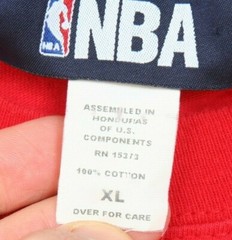 NBA NYC T-Shirt Red & Gray Cotton Men’s Mans Solid Graphic XL Fifth Avenue 1-431