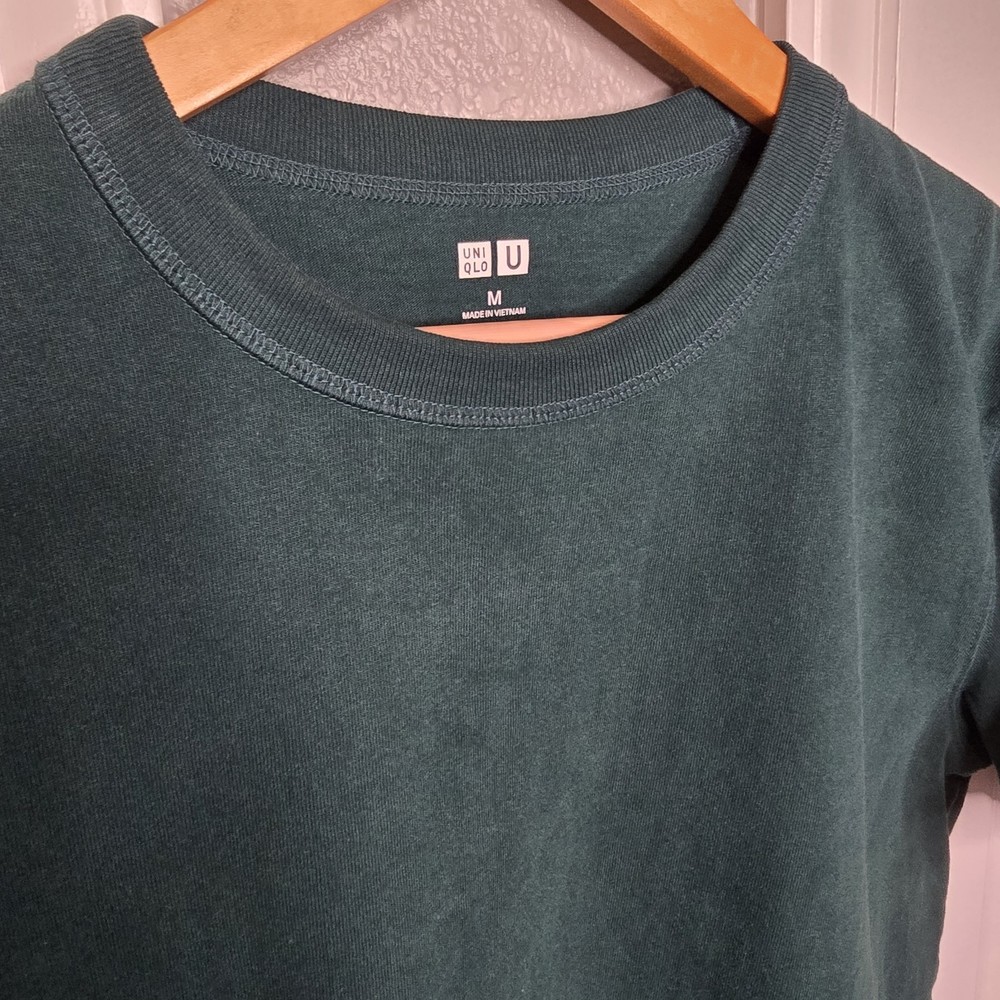 Uniqlo U T Shirt Unisex Medium Green Heavy Cotton Crew Neck