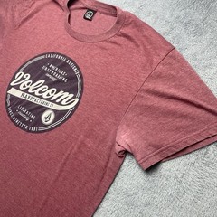 Volcom T-Shirt Mens Sz Medium Maroon Short Sleeve Graphic Logo Surf Skate Snow