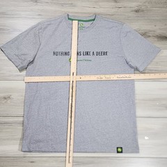 John Deere Graphic Tee Men’s Medium Gray Short Sleeve