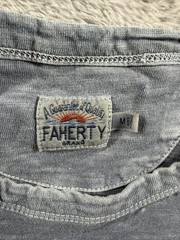 Faherty Shirt Mens Medium Blue Sunrise Graphic Crewneck Tee Casual Beach Outdoor