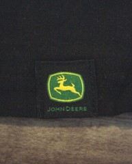 JOHN DEERE Tractors Deer T-Shirt MEN’S SMALL NEW Black